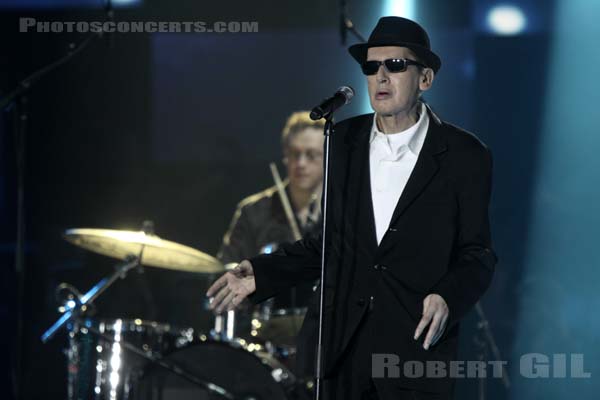 ALAIN BASHUNG - 2009-02-28 - PARIS - Zenith - Alain Baschung